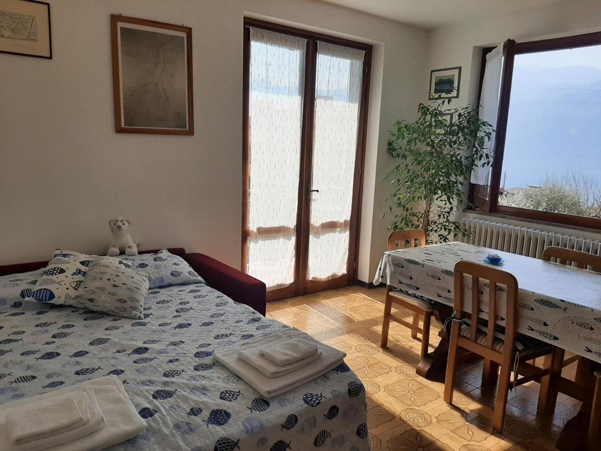 Apartment L'Ulivo Lake View Private Road 5 Kilometers From Varenna Lierna Exterior photo