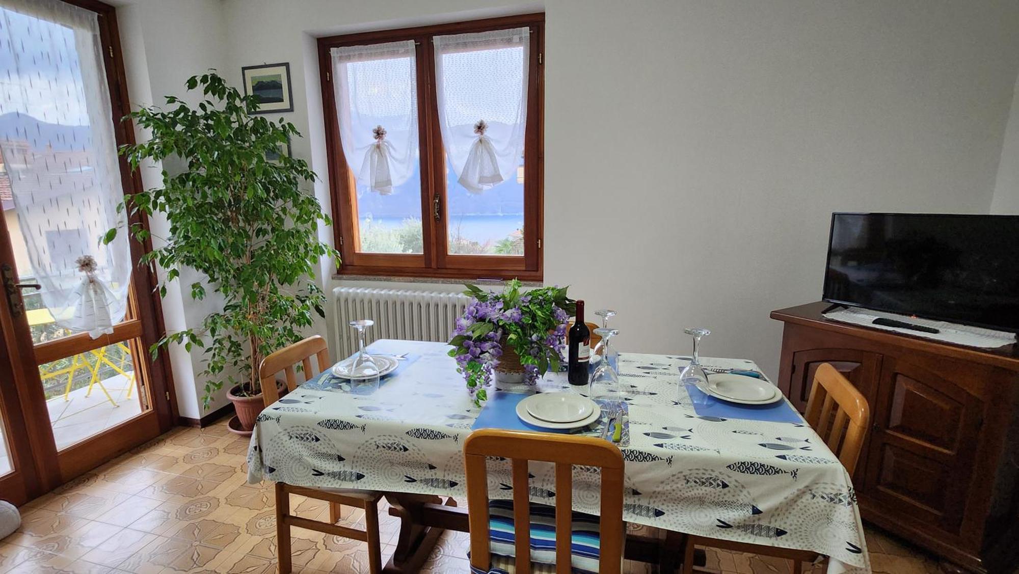 Apartment L'Ulivo Lake View Private Road 5 Kilometers From Varenna Lierna Exterior photo