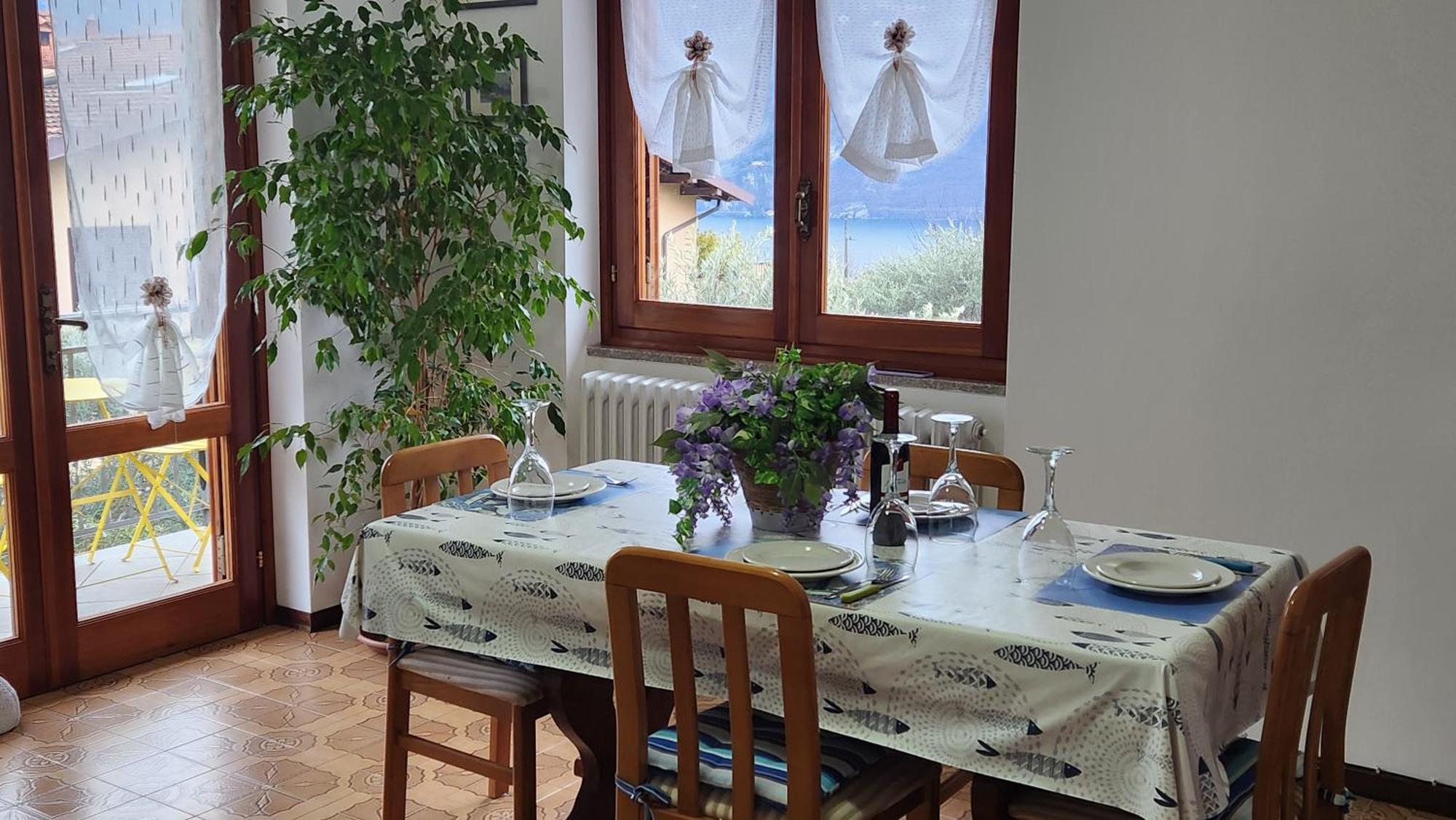 Apartment L'Ulivo Lake View Private Road 5 Kilometers From Varenna Lierna Exterior photo