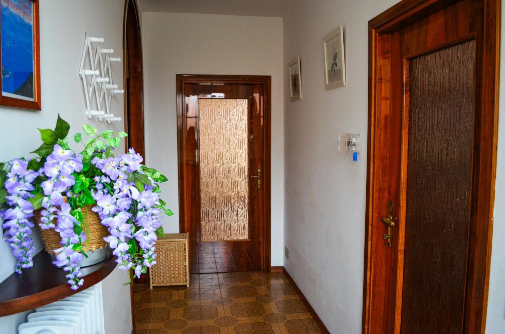 Apartment L'Ulivo Lake View Private Road 5 Kilometers From Varenna Lierna Exterior photo